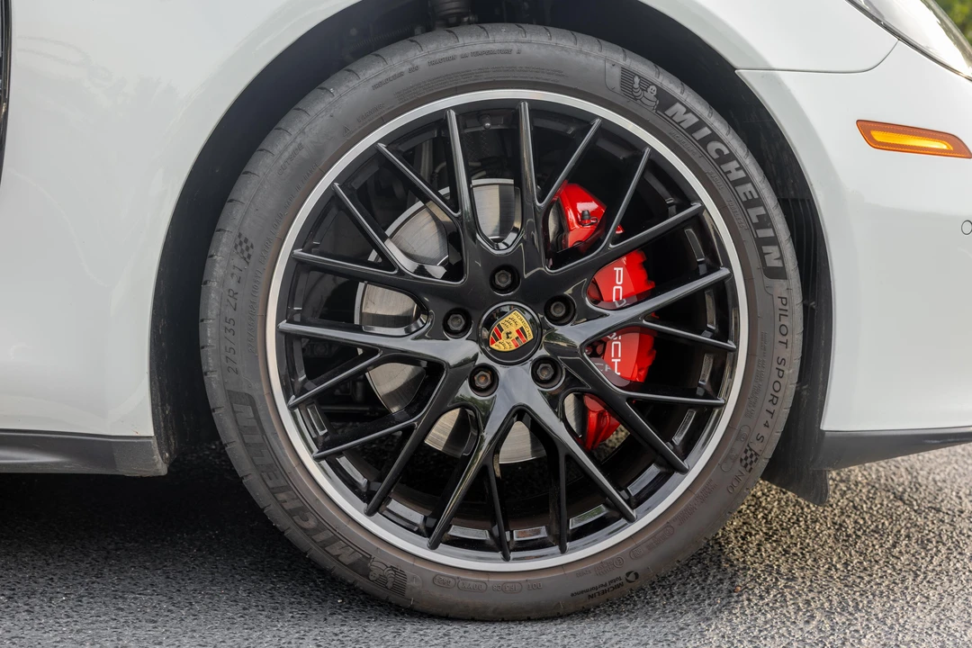 2021 Porsche 971 Panamera - Image 28 of 31