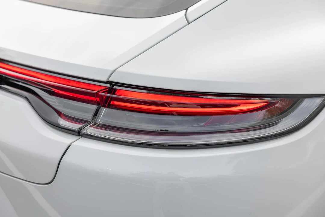 2021 Porsche 971 Panamera - Image 22 of 31