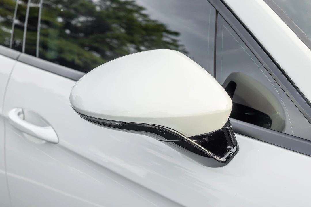 2021 Porsche 971 Panamera - Image 24 of 31