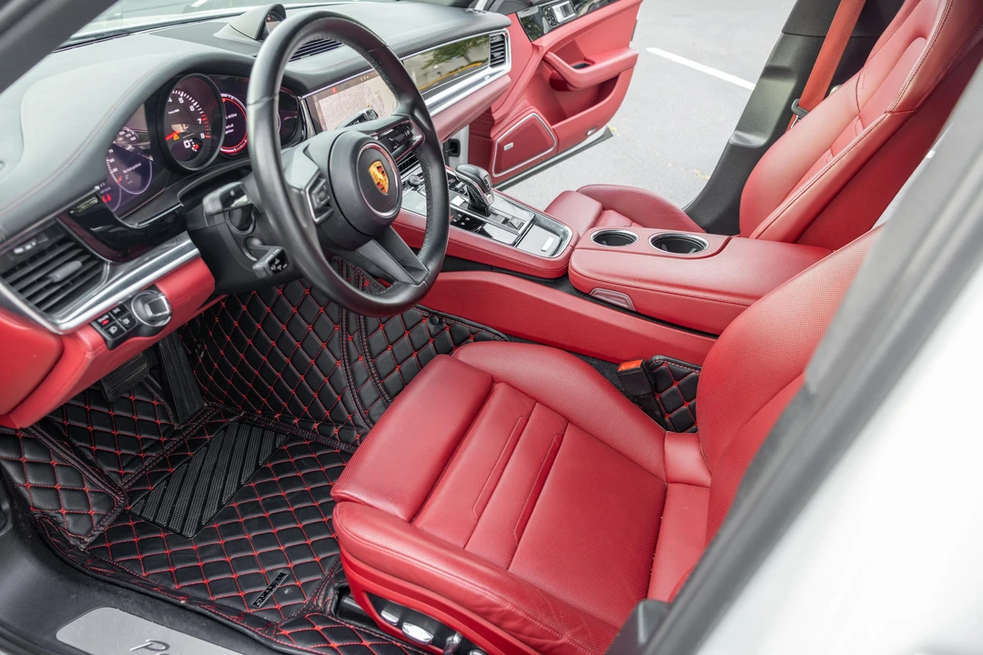 2021 Porsche 971 Panamera - Image 29 of 31
