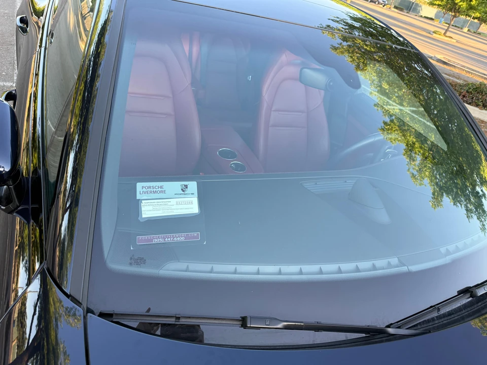 2021 Porsche Panamera - Image 14 of 31