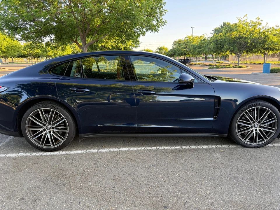 2021 Porsche Panamera - Image 11 of 31
