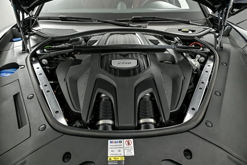 2021 Porsche 971 Panamera - Image 12 of 31