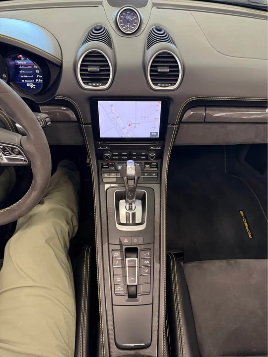 2021 Porsche 718 Boxster Spyder - Image 17 of 20