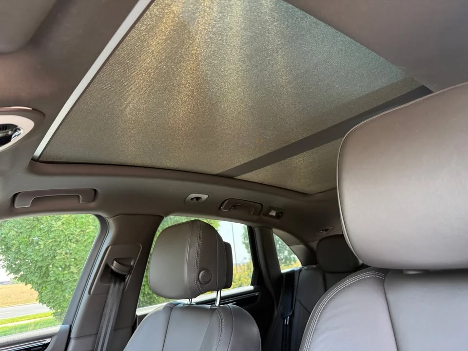 2021 Porsche Macan - Image 12 of 15