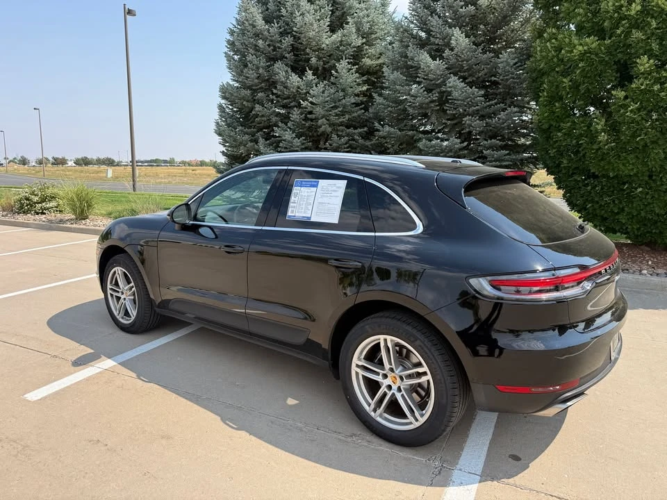 2021 Porsche Macan - Image 3 of 15