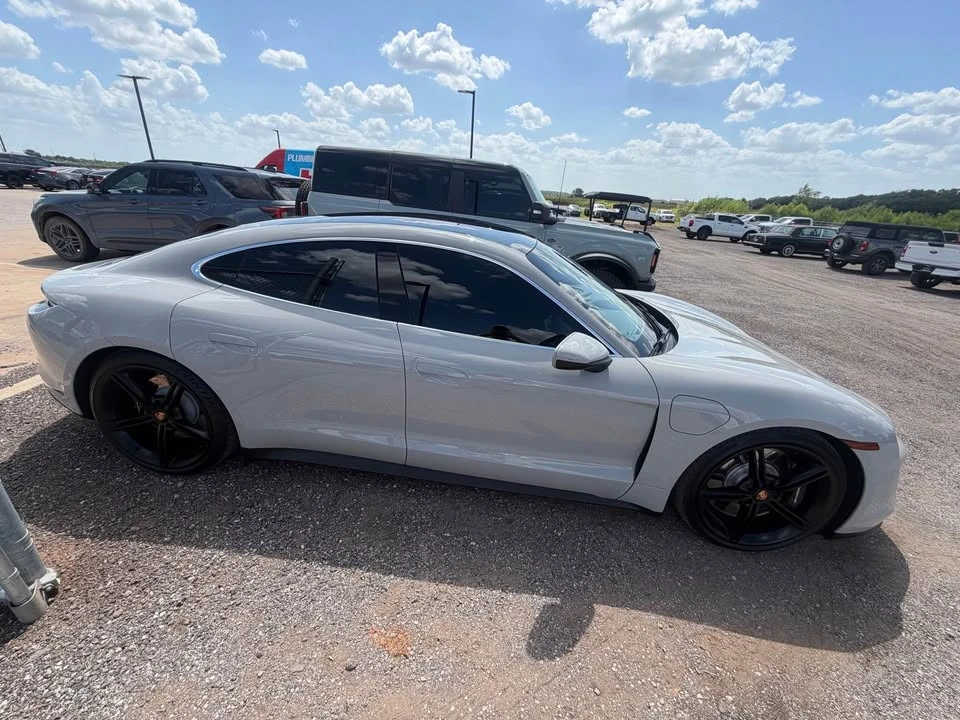 2021 Porsche Taycan 4S - Image 4 of 9