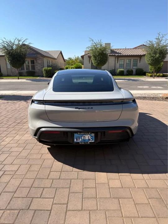 2021 Porsche Taycan 4S - Image 5 of 19