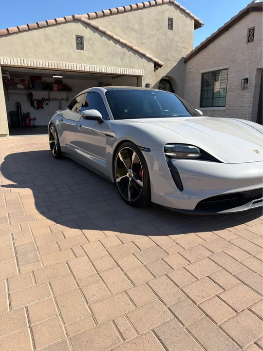 2021 Porsche Taycan 4S - Image 8 of 19