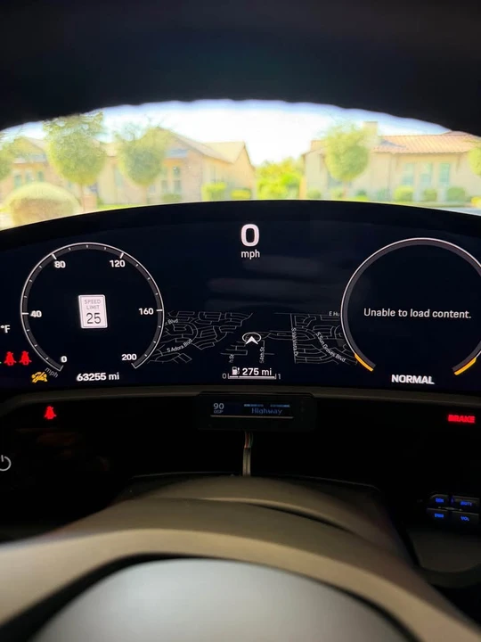 2021 Porsche Taycan 4S - Image 18 of 19