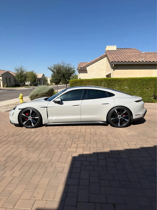 2021 Porsche Taycan 4S - Image 3 of 19