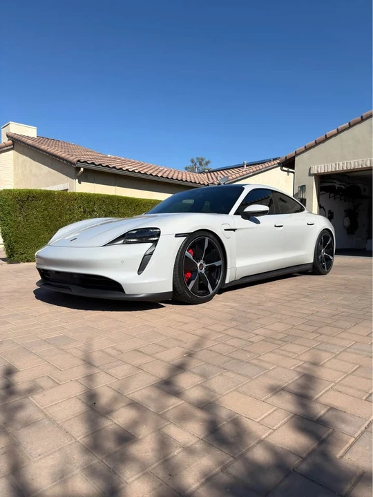 2021 Porsche Taycan 4S - Image 12 of 19