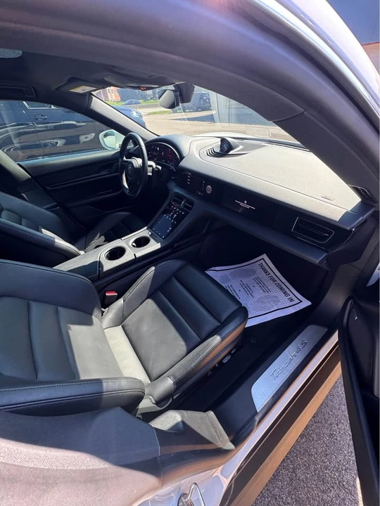 2021 Porsche Taycan 4S - Image 9 of 11