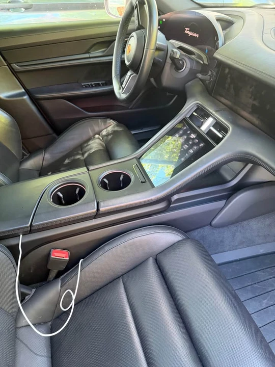2021 Porsche Taycan - Image 9 of 9
