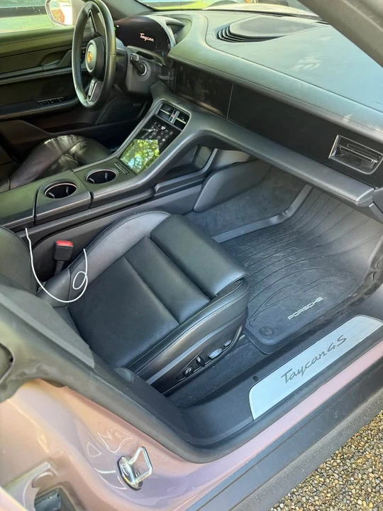 2021 Porsche Taycan - Image 7 of 9