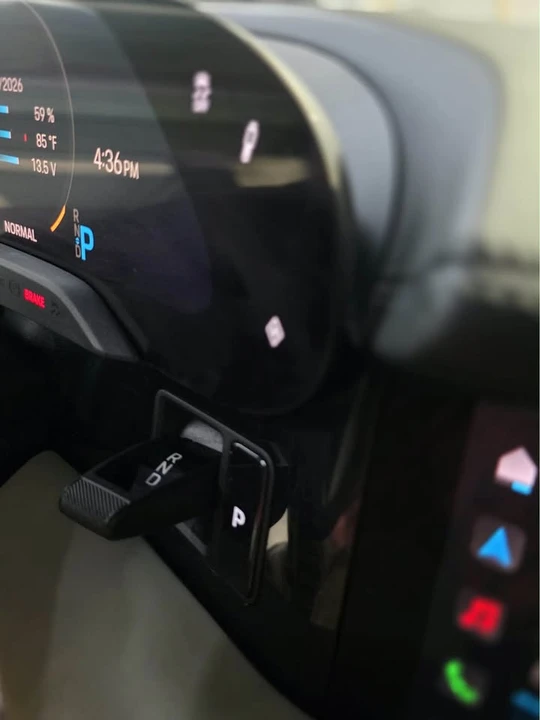 2021 Porsche Taycan - Image 19 of 20