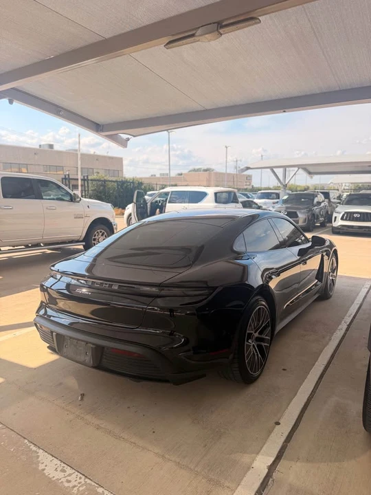 2021 Porsche Taycan - Image 6 of 20