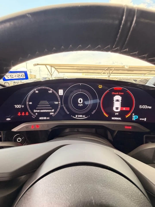 2021 Porsche Taycan - Image 13 of 20