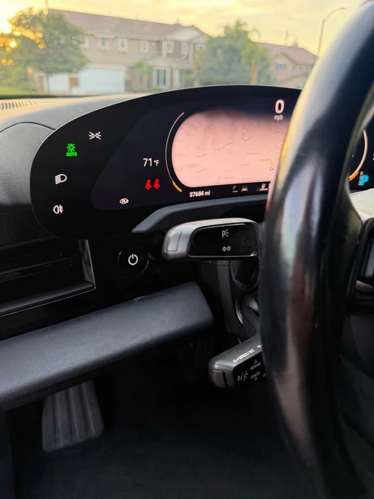 2021 Porsche Taycan - Image 10 of 15