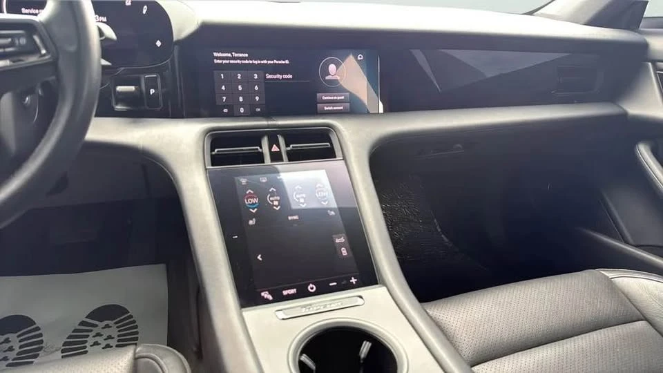 2021 Porsche Taycan - Image 8 of 17