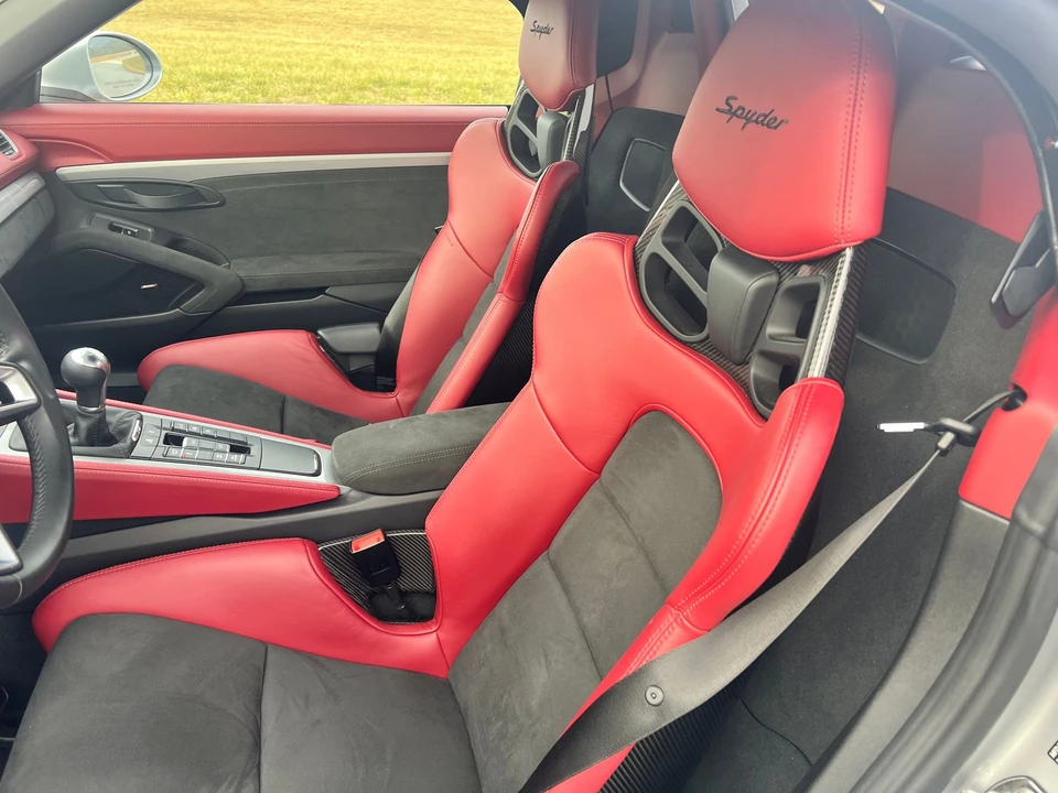 2021 Porsche 718 Boxster Spyder - Image 13 of 17
