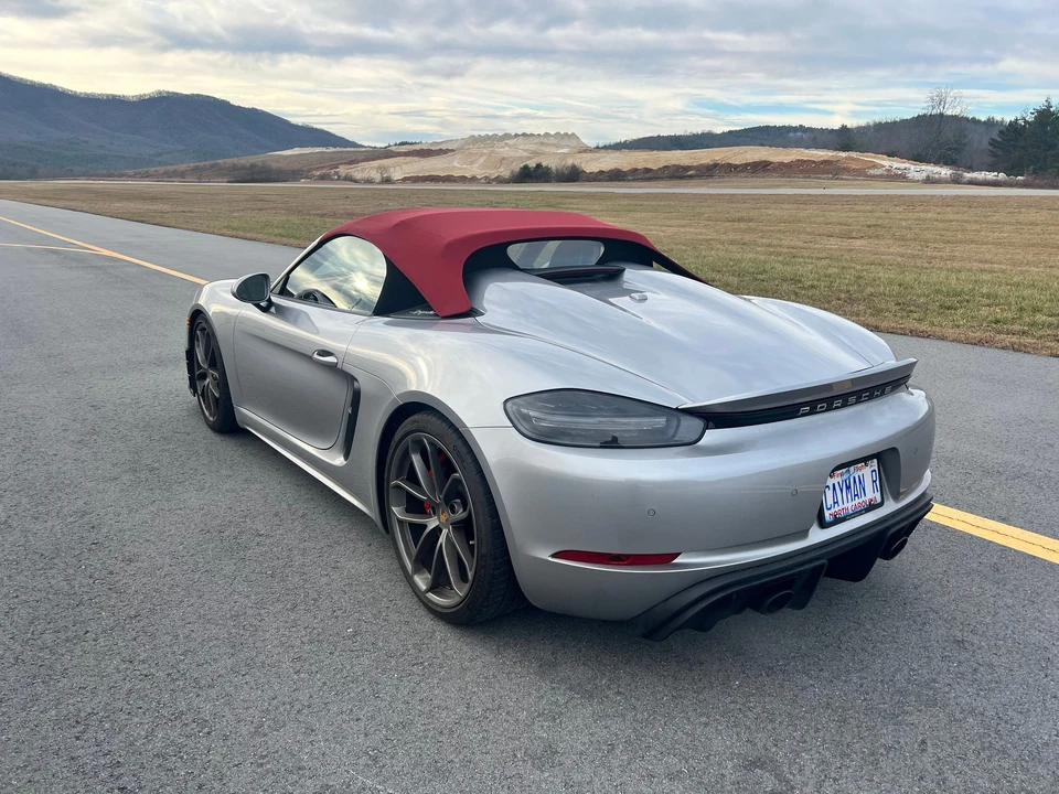 2021 Porsche 718 Boxster Spyder - Image 2 of 17