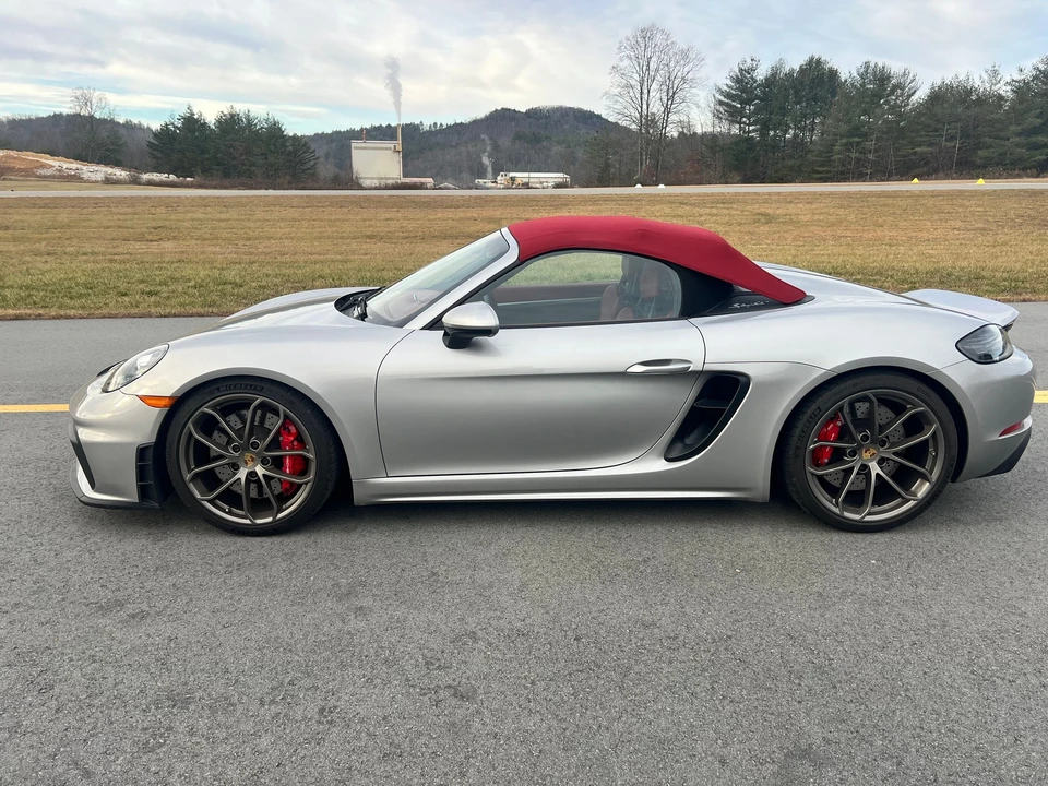 2021 Porsche 718 Boxster Spyder - Image 10 of 17
