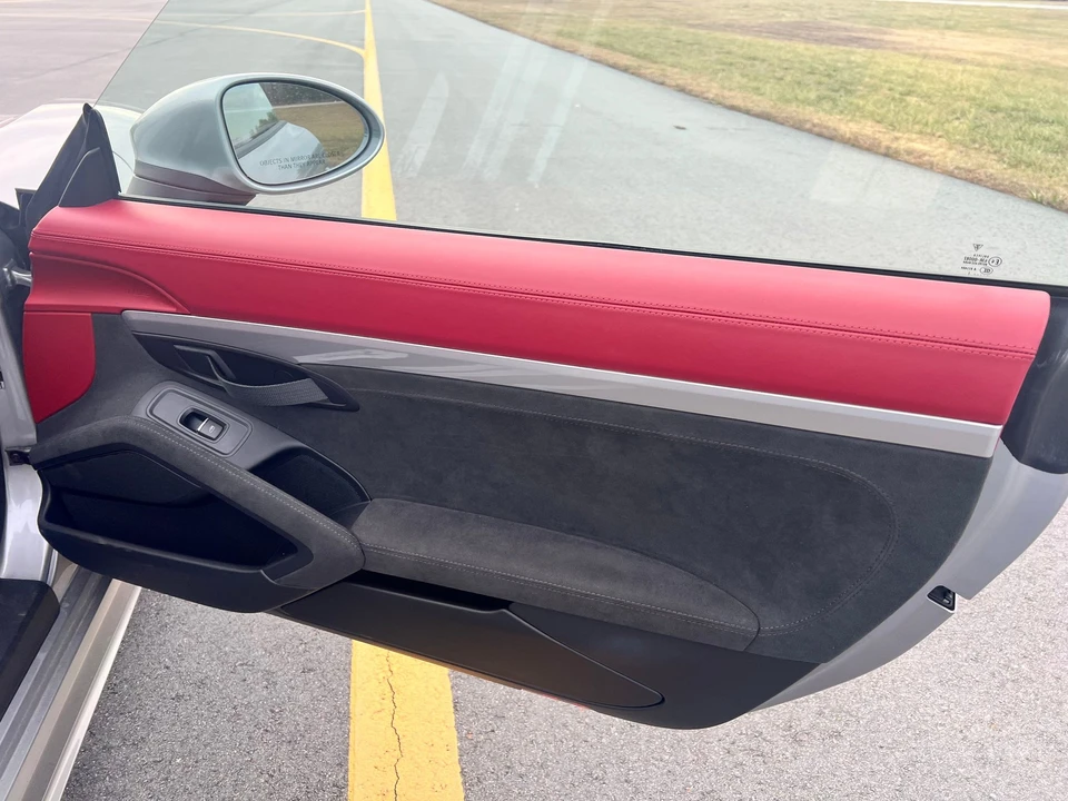 2021 Porsche 718 Boxster Spyder - Image 15 of 17