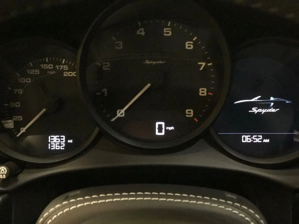 2021 Porsche 718 Boxster Spyder - Image 11 of 21