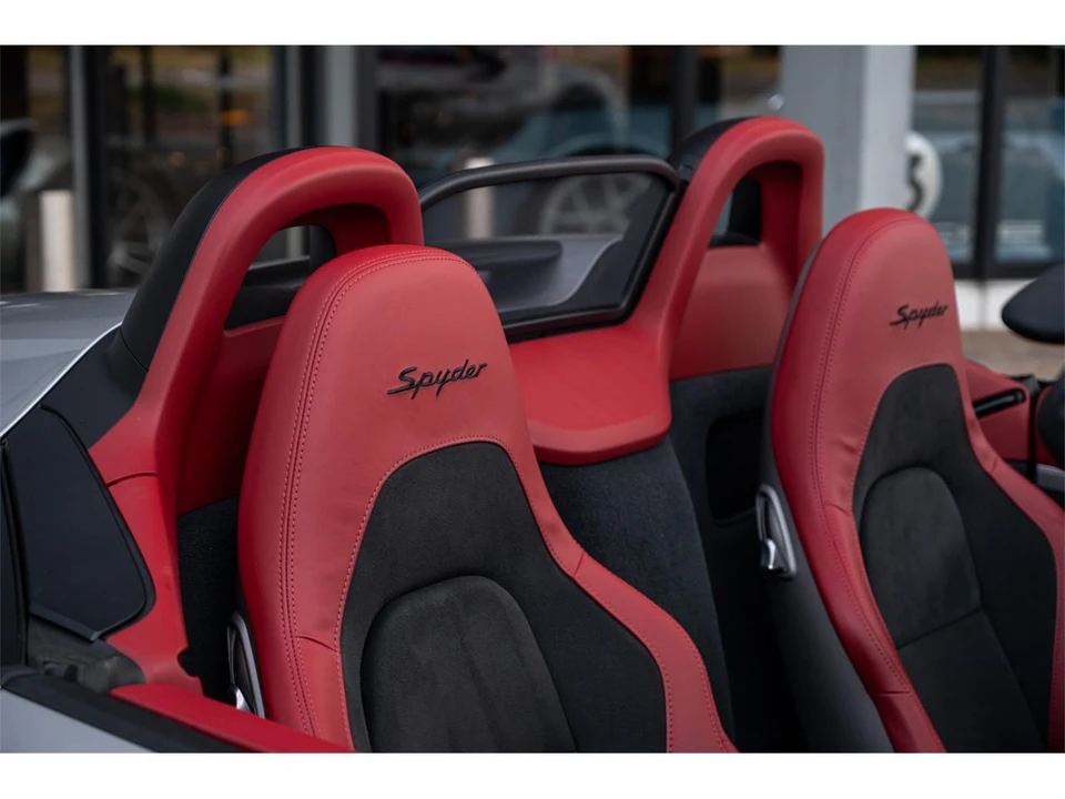 2021 Porsche 718 Boxster Spyder - Image 7 of 11