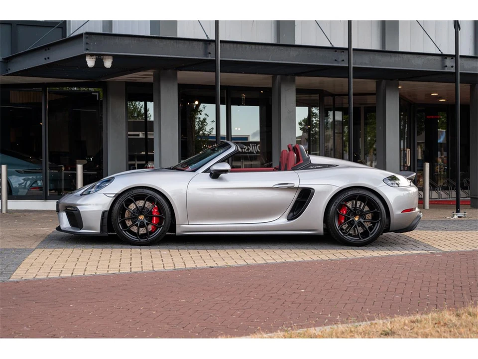 2021 Porsche 718 Boxster Spyder - Image 2 of 11