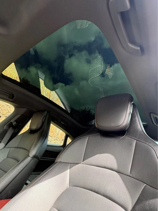 2021 Porsche Taycan - Image 7 of 10