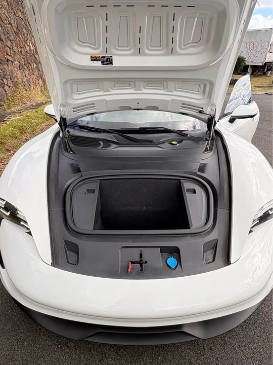 2021 Porsche Taycan - Image 8 of 10