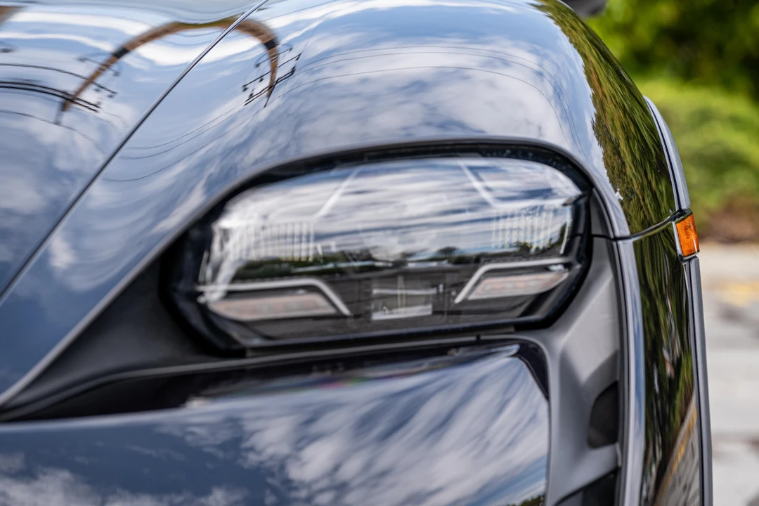 2021 Porsche Taycan 4 - Image 11 of 31