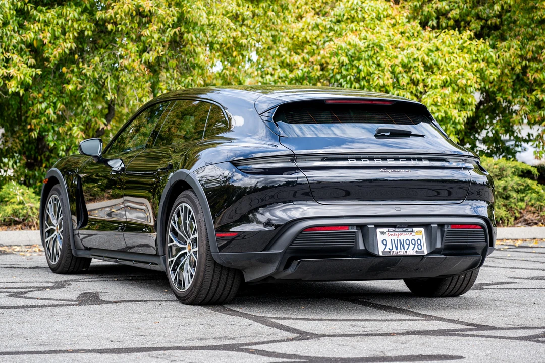 2021 Porsche Taycan 4 - Image 7 of 31