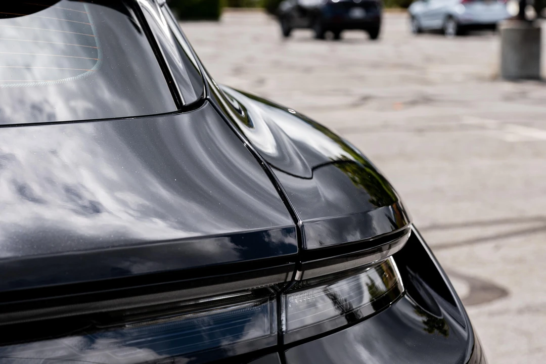 2021 Porsche Taycan 4 - Image 23 of 31
