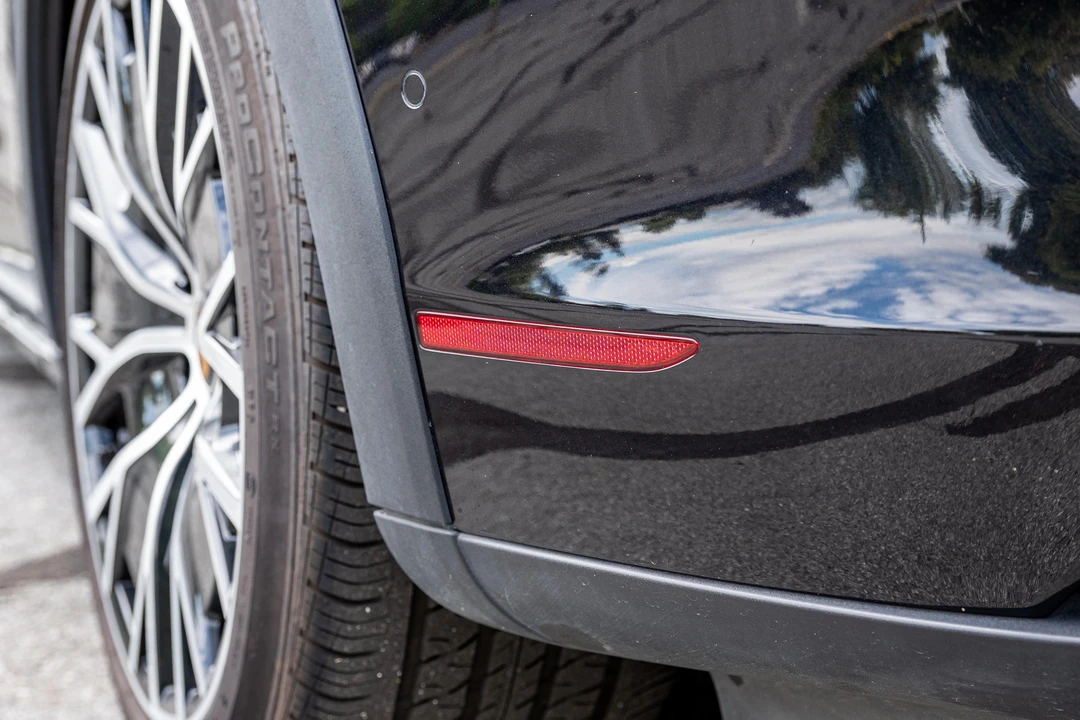 2021 Porsche Taycan 4 - Image 17 of 31