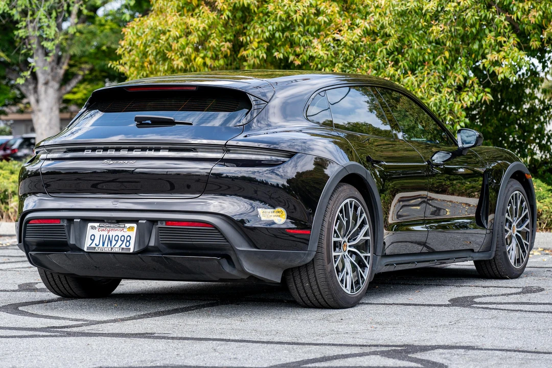 2021 Porsche Taycan 4 - Image 4 of 31