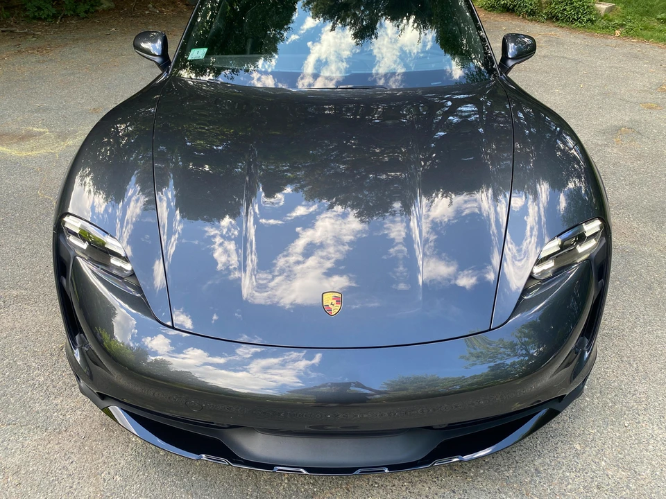 2021 Porsche Taycan 4S - Image 29 of 31
