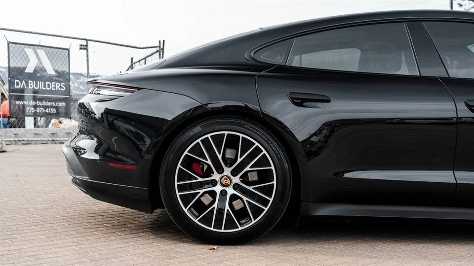 2021 Porsche Taycan 4S - Image 5 of 15