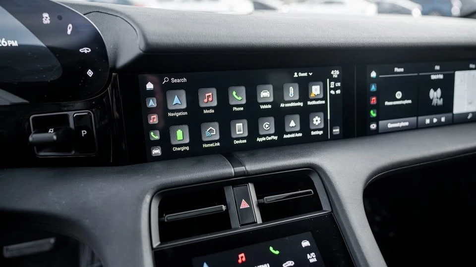 2021 Porsche Taycan 4S - Image 12 of 15