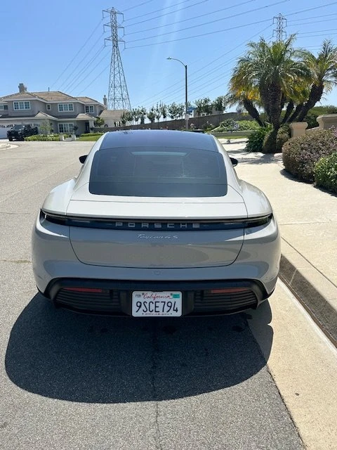 2021 Porsche Taycan 4S - Image 4 of 11