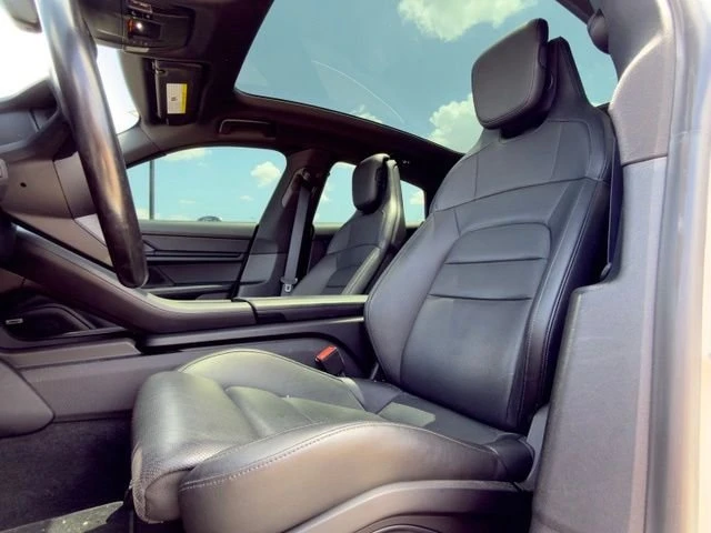 2021 Porsche Taycan 4S - Image 9 of 14