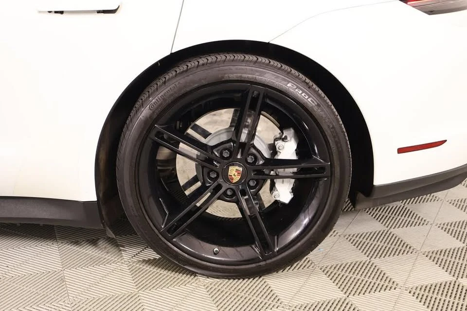 2021 Porsche Taycan 4S - Image 14 of 15