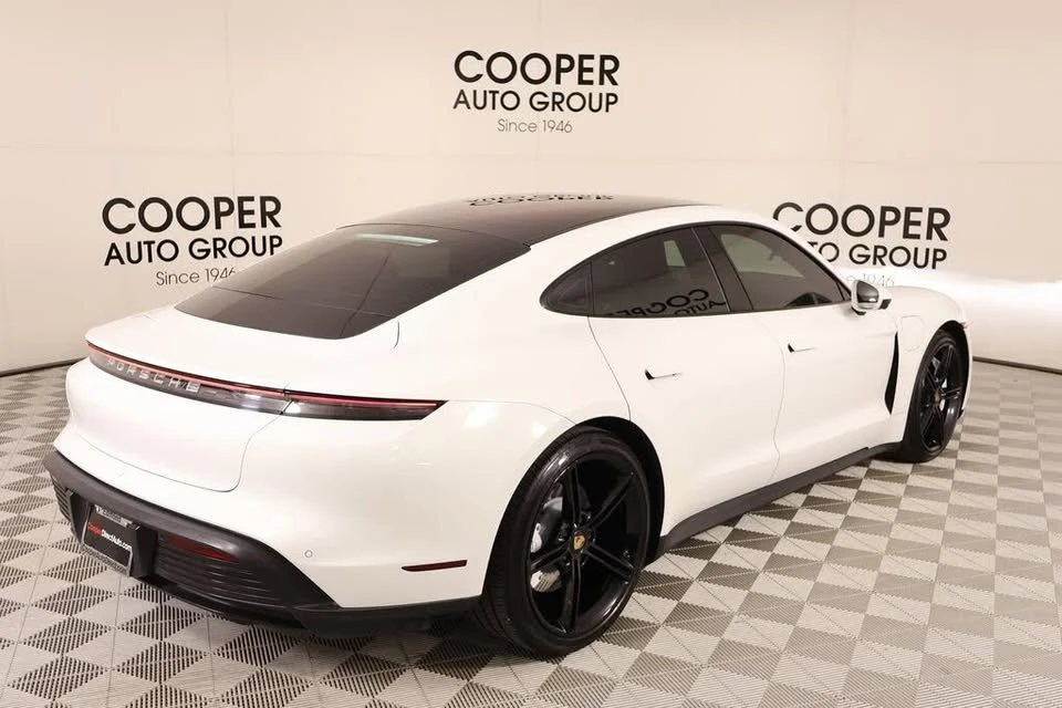 2021 Porsche Taycan 4S - Image 15 of 15