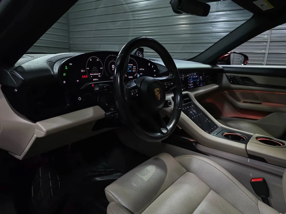 2021 Porsche Taycan 4S - Image 11 of 12