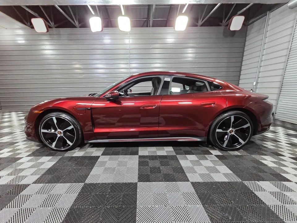 2021 Porsche Taycan 4S - Image 9 of 12