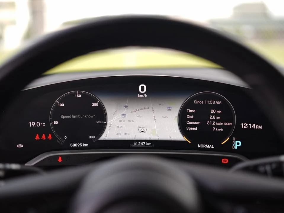 2021 Porsche Taycan 4S - Image 11 of 17