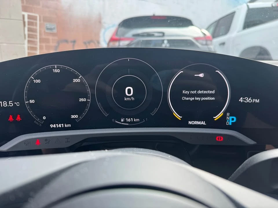 2021 Porsche Taycan 4S - Image 11 of 20