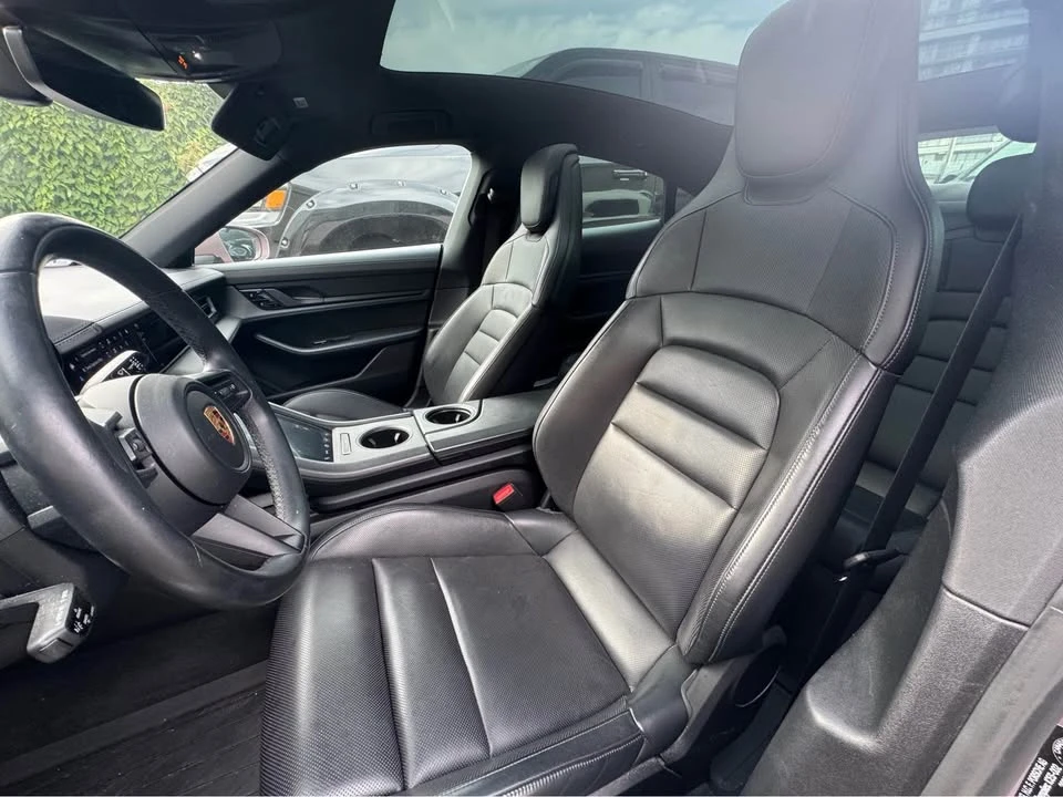 2021 Porsche Taycan 4S - Image 10 of 20